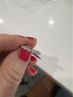 Frieda Rothman Sterling Pave Band size 7